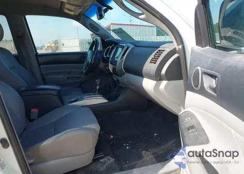 2013 Toyota Tacoma Prerunner V6 из США, поврежденный, VIN 5TFJU4GN7DX047685